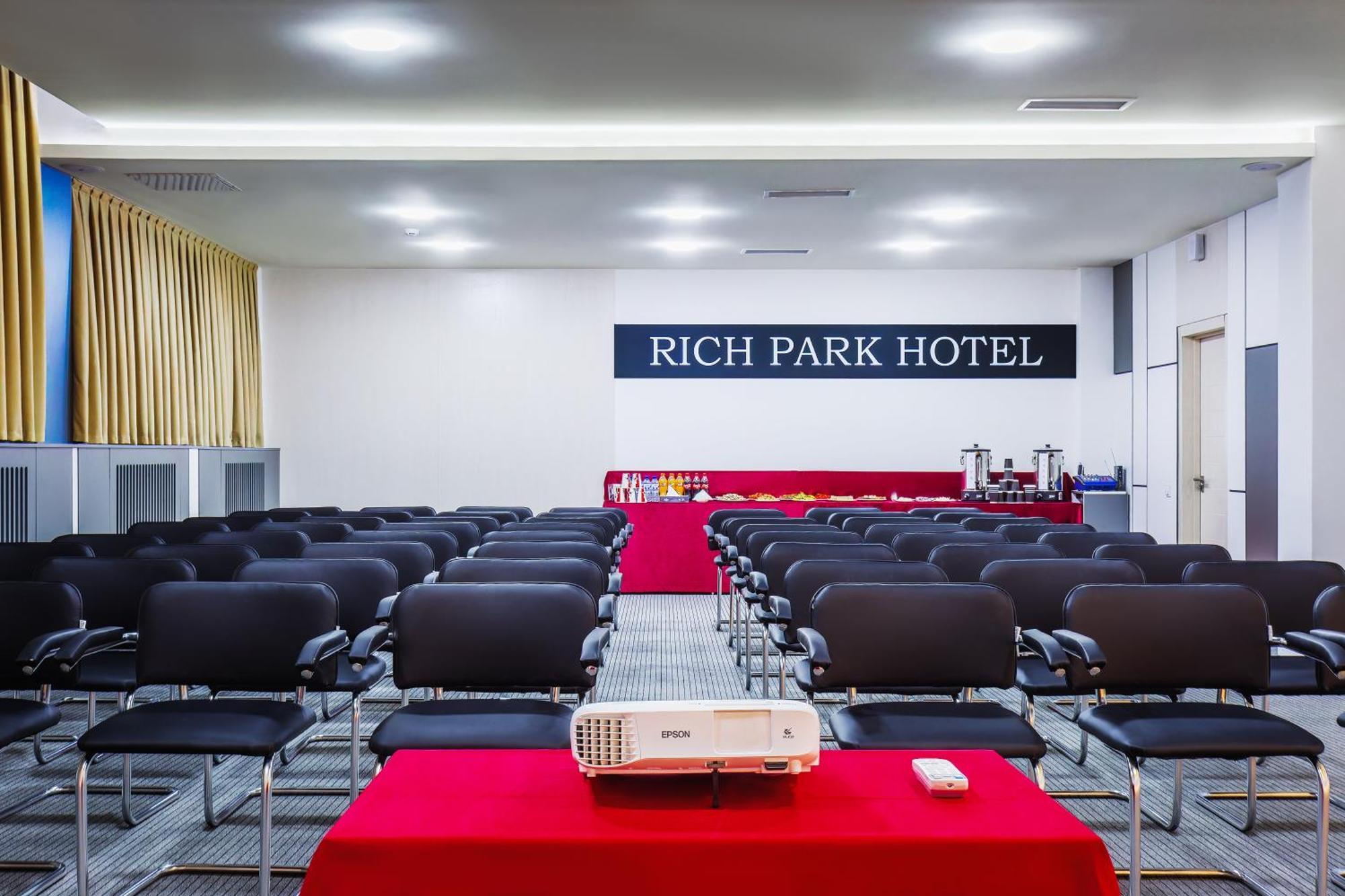 Rich Park Hotel Ташкент Екстер'єр фото
